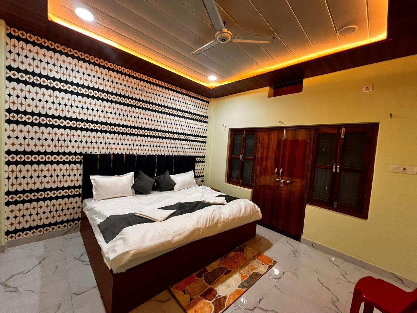 فندق Gulab Residency فاراناسي المظهر الخارجي الصورة